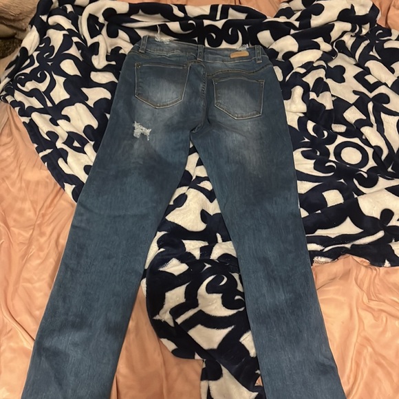 Worn a couple times very cute! - Picture 2 of 2